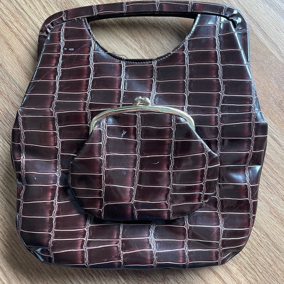 Vintage purse, with built in change purse - Picture 2 of 8